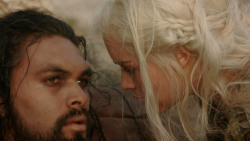 extant_GameOfThrones_1x10-FireAndBlood_2561