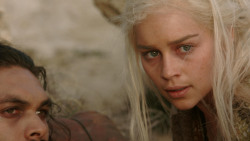 extant_GameOfThrones_1x10-FireAndBlood_2565