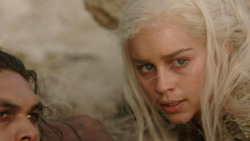 extant_GameOfThrones_1x10-FireAndBlood_2566