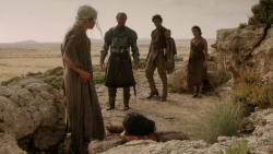 extant_GameOfThrones_1x10-FireAndBlood_2576