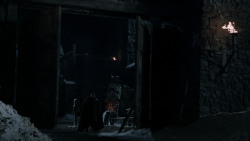 extant_GameOfThrones_1x10-FireAndBlood_2857