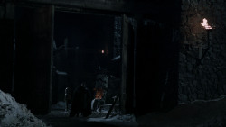 extant_GameOfThrones_1x10-FireAndBlood_2858