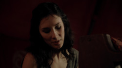 extant_GameOfThrones_1x10-FireAndBlood_2873