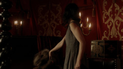 extant_GameOfThrones_1x10-FireAndBlood_2932