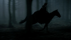 extant_GameOfThrones_1x10-FireAndBlood_3021