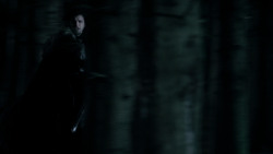 extant_GameOfThrones_1x10-FireAndBlood_3033