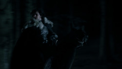 extant_GameOfThrones_1x10-FireAndBlood_3034