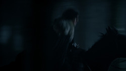 extant_GameOfThrones_1x10-FireAndBlood_3039
