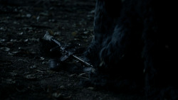 extant_GameOfThrones_1x10-FireAndBlood_3183