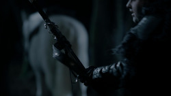 extant_GameOfThrones_1x10-FireAndBlood_3186