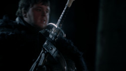 extant_GameOfThrones_1x10-FireAndBlood_3189