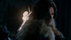 extant_GameOfThrones_1x10-FireAndBlood_3214