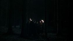 extant_GameOfThrones_1x10-FireAndBlood_3220