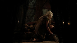 extant_GameOfThrones_1x10-FireAndBlood_3238