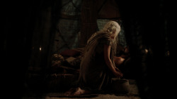 extant_GameOfThrones_1x10-FireAndBlood_3240