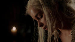 extant_GameOfThrones_1x10-FireAndBlood_3274
