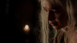 extant_GameOfThrones_1x10-FireAndBlood_3303