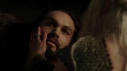 extant_GameOfThrones_1x10-FireAndBlood_3330
