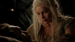 extant_GameOfThrones_1x10-FireAndBlood_3354