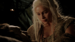 extant_GameOfThrones_1x10-FireAndBlood_3356