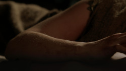 extant_GameOfThrones_1x10-FireAndBlood_3358