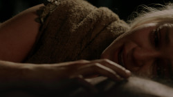 extant_GameOfThrones_1x10-FireAndBlood_3367