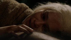 extant_GameOfThrones_1x10-FireAndBlood_3372