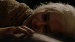 extant_GameOfThrones_1x10-FireAndBlood_3373