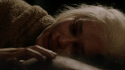 extant_GameOfThrones_1x10-FireAndBlood_3375