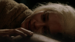 extant_GameOfThrones_1x10-FireAndBlood_3376