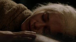 extant_GameOfThrones_1x10-FireAndBlood_3387