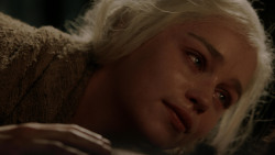 extant_GameOfThrones_1x10-FireAndBlood_3404