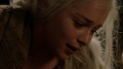 extant_GameOfThrones_1x10-FireAndBlood_3416