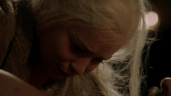 extant_GameOfThrones_1x10-FireAndBlood_3448