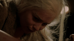 extant_GameOfThrones_1x10-FireAndBlood_3449