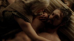 extant_GameOfThrones_1x10-FireAndBlood_3453
