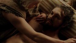 extant_GameOfThrones_1x10-FireAndBlood_3460