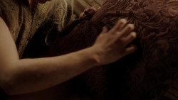 extant_GameOfThrones_1x10-FireAndBlood_3467