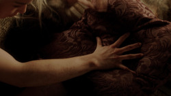 extant_GameOfThrones_1x10-FireAndBlood_3471