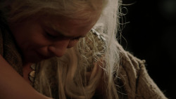 extant_GameOfThrones_1x10-FireAndBlood_3474