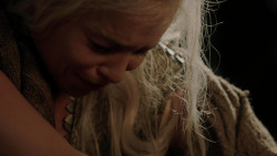 extant_GameOfThrones_1x10-FireAndBlood_3476