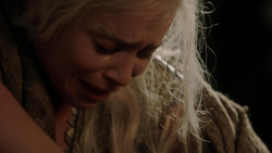 extant_GameOfThrones_1x10-FireAndBlood_3477