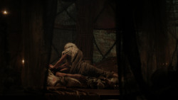 extant_GameOfThrones_1x10-FireAndBlood_3499