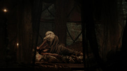 extant_GameOfThrones_1x10-FireAndBlood_3500
