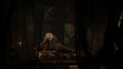 extant_GameOfThrones_1x10-FireAndBlood_3504