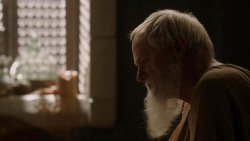 extant_GameOfThrones_1x10-FireAndBlood_3583