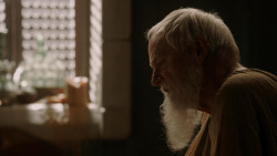 extant_GameOfThrones_1x10-FireAndBlood_3586