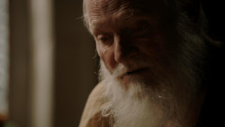 extant_GameOfThrones_1x10-FireAndBlood_3674