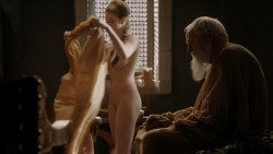 extant_GameOfThrones_1x10-FireAndBlood_3703