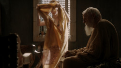 extant_GameOfThrones_1x10-FireAndBlood_3704